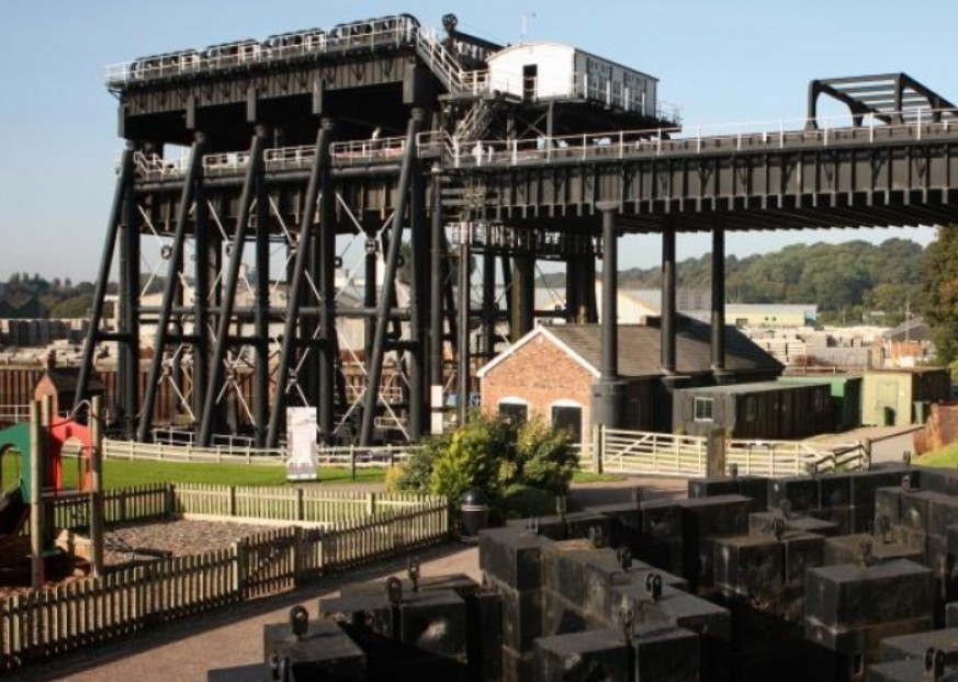 Anderton Boat Lift