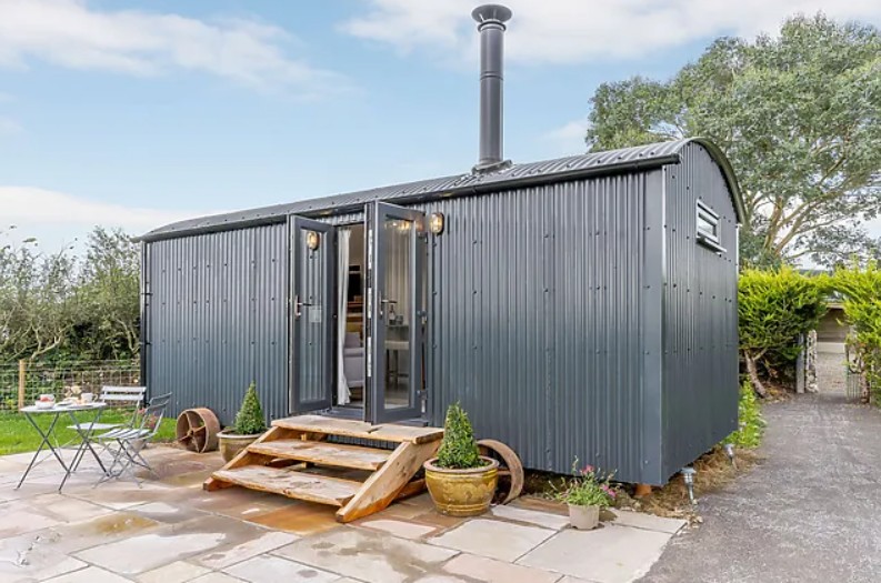 Brynbanc Shepherds Hut, Narberth