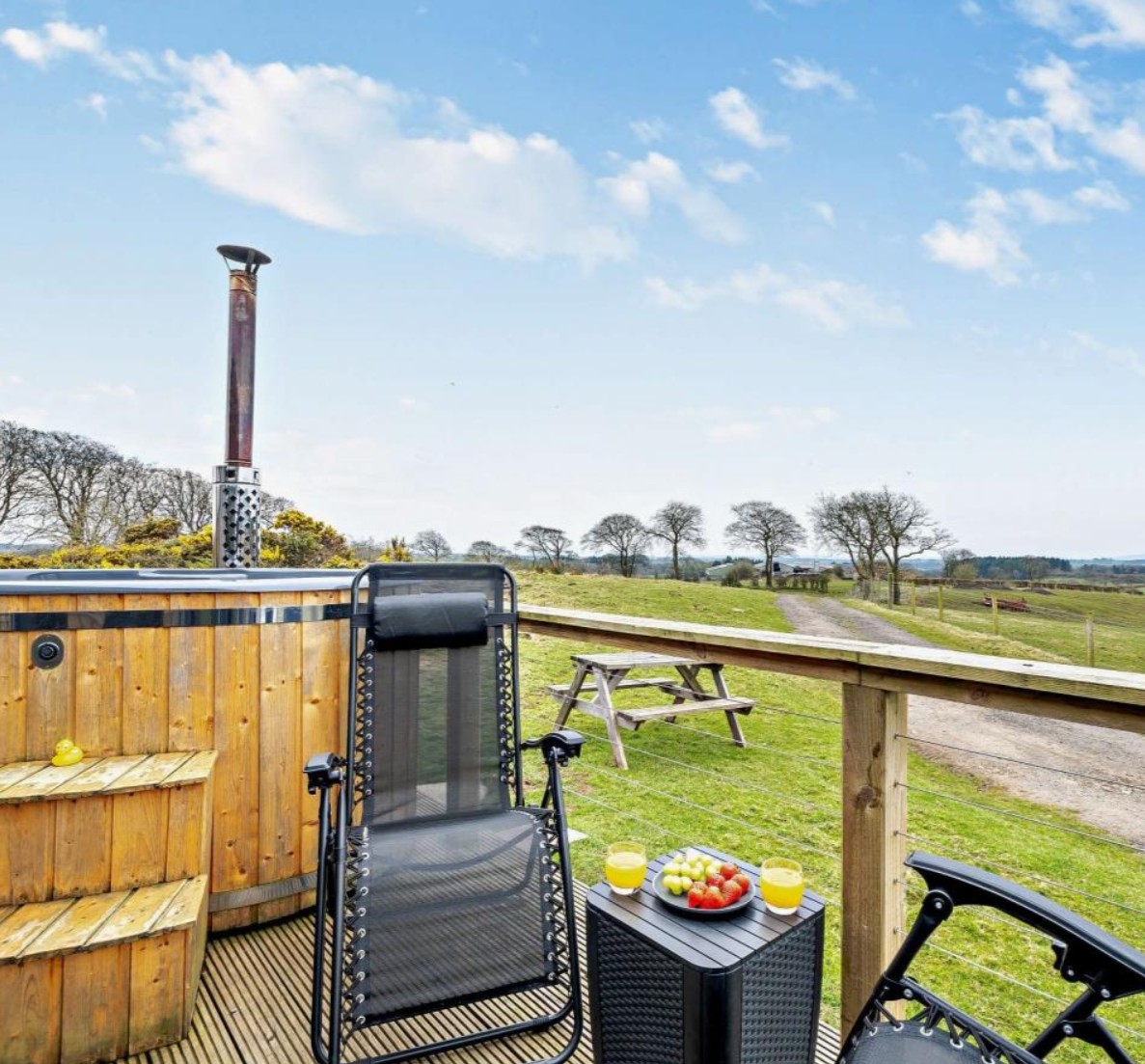 Family-Friendly Ayrshire Cottages with Hot Tubs