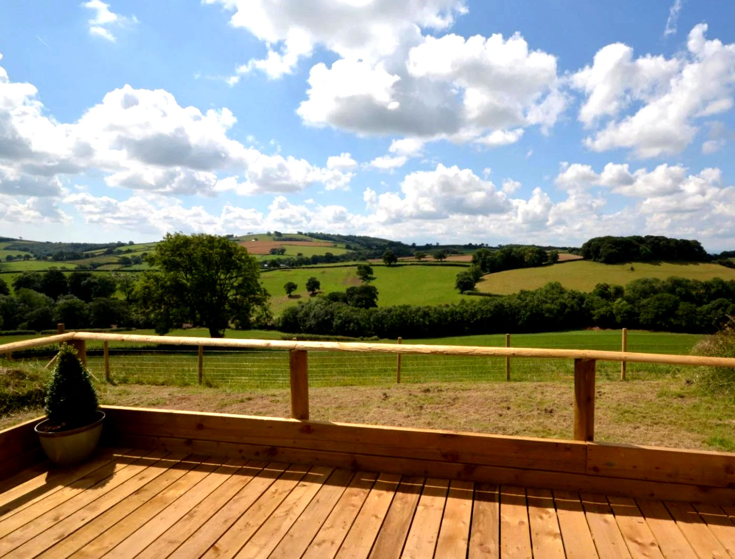 The Holly Pod At West Farleigh view