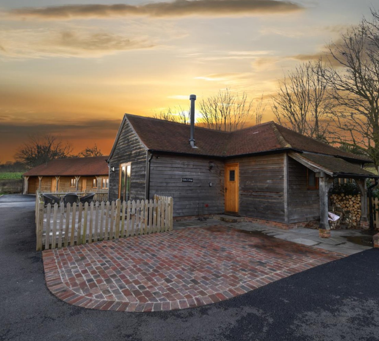 Kent Cottages with Hot Tubs