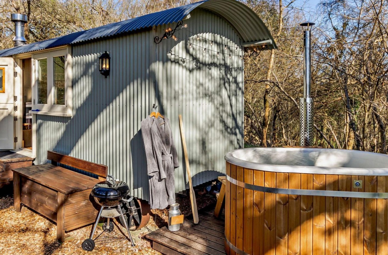 View Of The Valley Hut hot tub