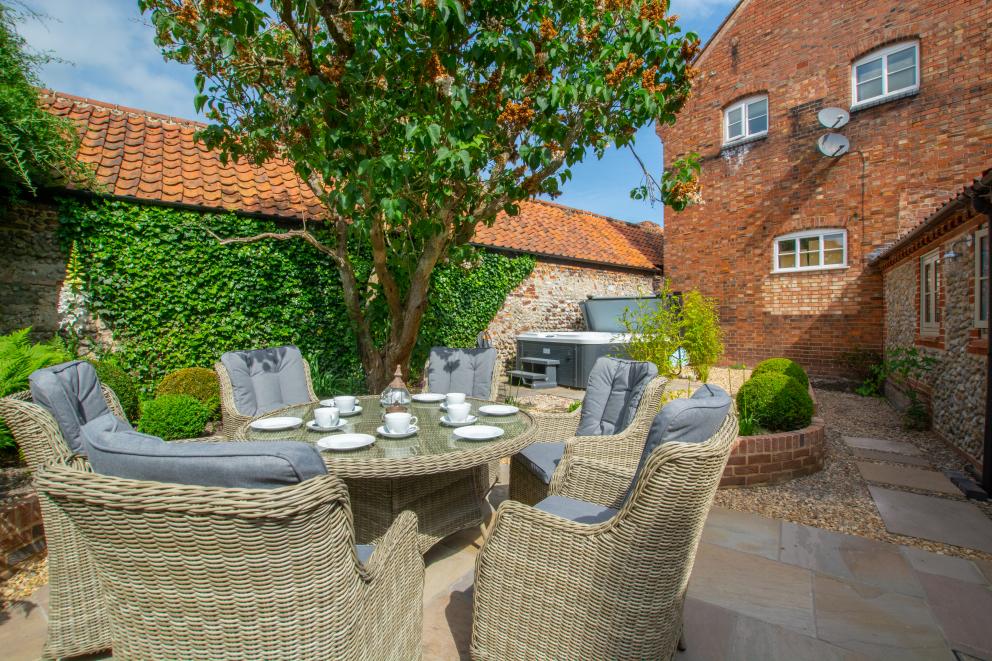 Holly Cottage in East of England, Norfolk