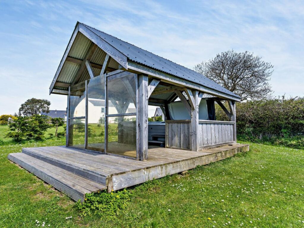 The Lodge At Brynbanc in Wales, Pembrokeshire